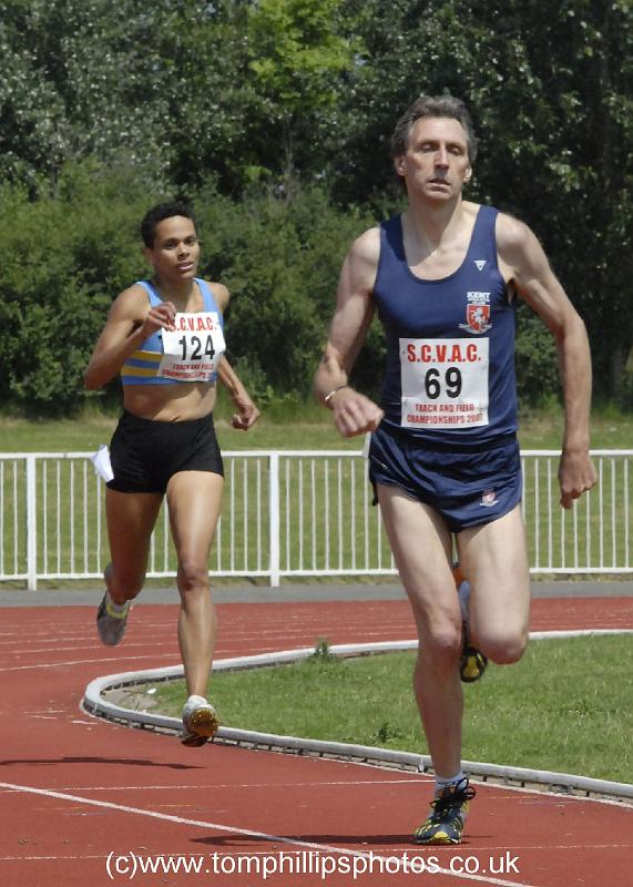 800m Julian Spencer Wood Mary Edwards.jpg